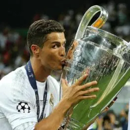Футболка Реал Мадрид 2015-2016 РЕТРО Лига Чемпионов