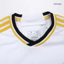 a close up of a shirt
