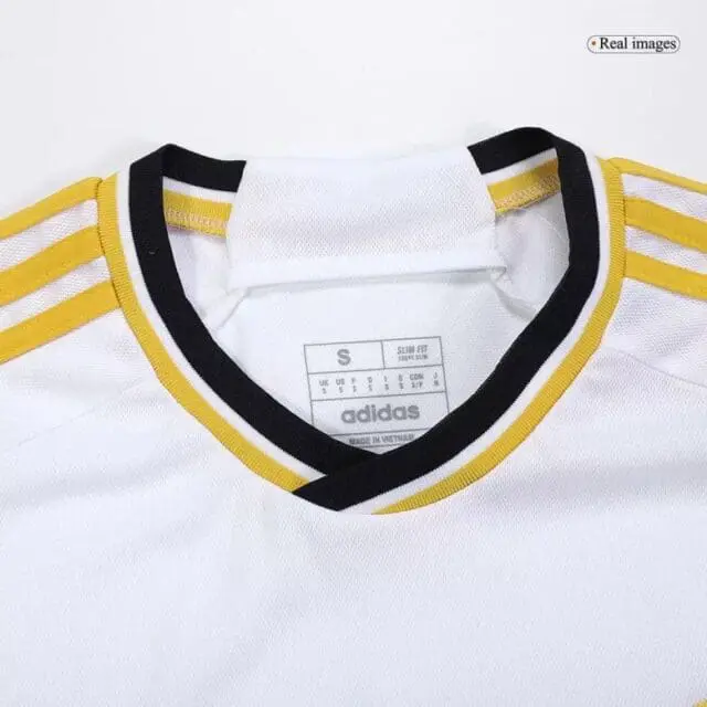 a close up of a shirt