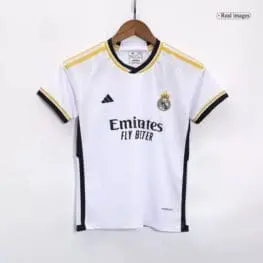 a white and black sports shirt on a swinger