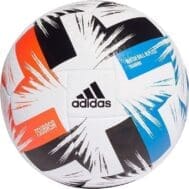 Фирменный футбольный мяч