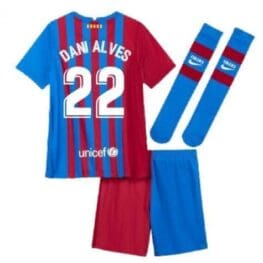 Детская форма Даниэл Алвес Барселона 2021-2022 с гетрами