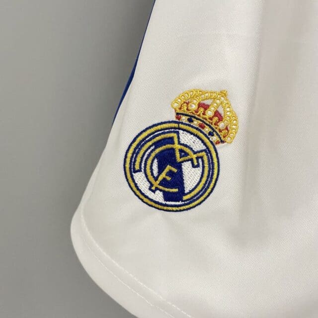 Футбольная форма Реал Мадрид для детей с именем и номером