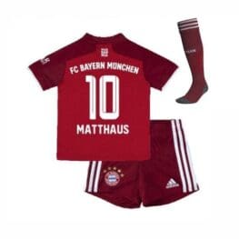 Детская форма Маттеус Бавария Мюнхен 2021-2022 с гетрами