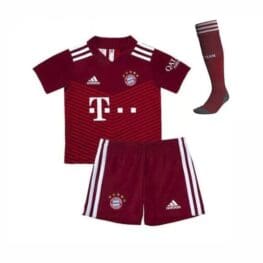 Детская футбольная форма Бавария Мюнхен с именем номером и гетрами