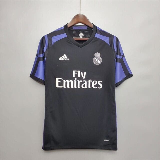 чёрная футболка Реал 2015
