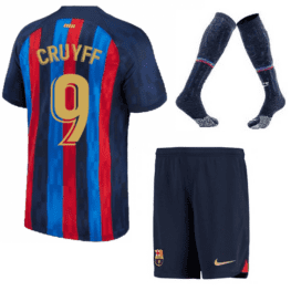 Детская футбольная форма Кройф Барселона 2023 года с гетрами