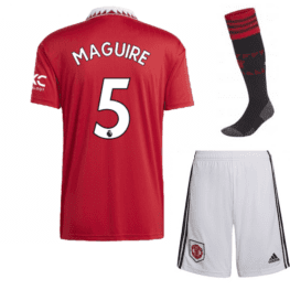 Детская футбольная форма Магуайр Манчестер Юнайтед 2023 с гетрами