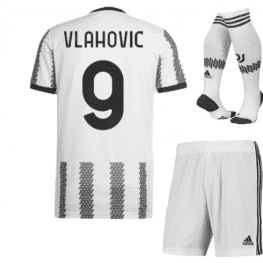 Детская футбольная форма Ювентус Влахович 2023 с гетрами