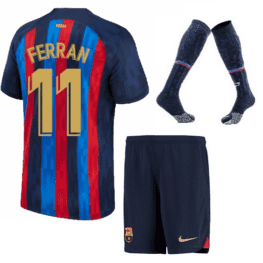 Детская футбольная форма Ферран Барселона 2023 года с гетрами