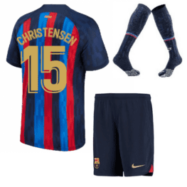 Детская футбольная форма Кристенсен Барселона 2023 года с гетрами