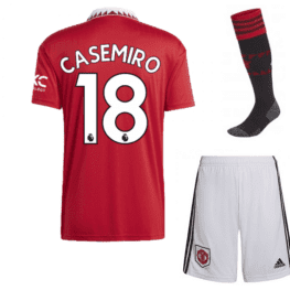 Детская футбольная форма Каземиро Манчестер Юнайтед 2023 с гетрами