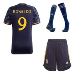 Гостевая детская форма Роналдо Реал Мадрид 2024 с гетрами